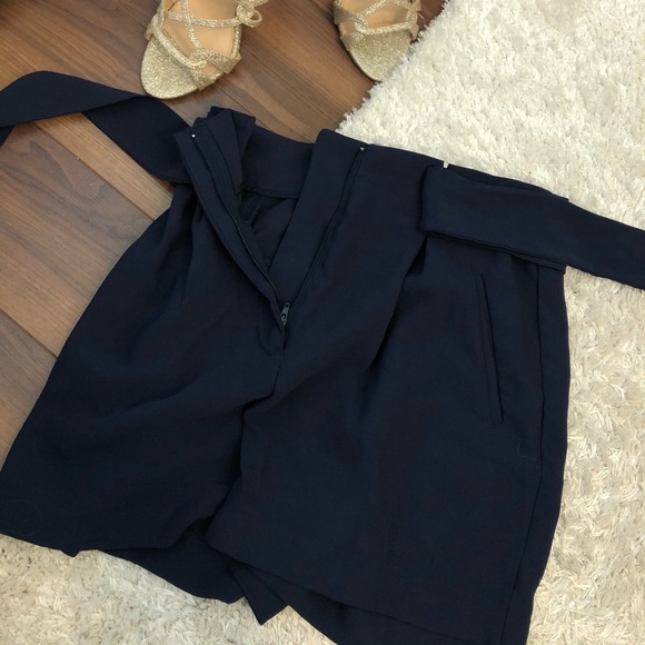 ✨Navy✨ Paper-bag Shorts - Picture 3 of 4